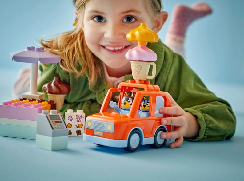 LEGO DUPLO 10458 Bluey a výlet na zmrzlinu 1